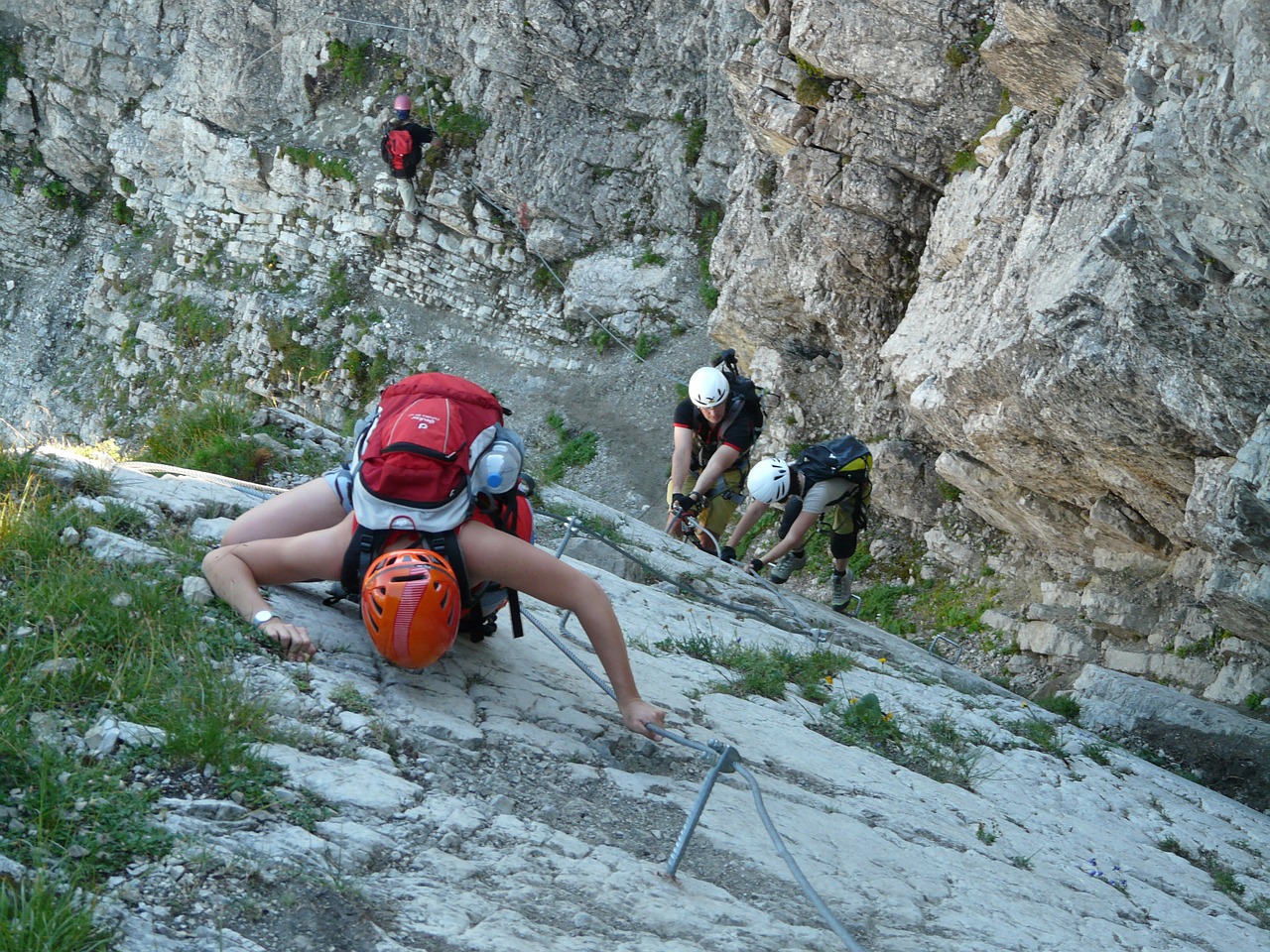 steep descent - mountain climbing holidays
